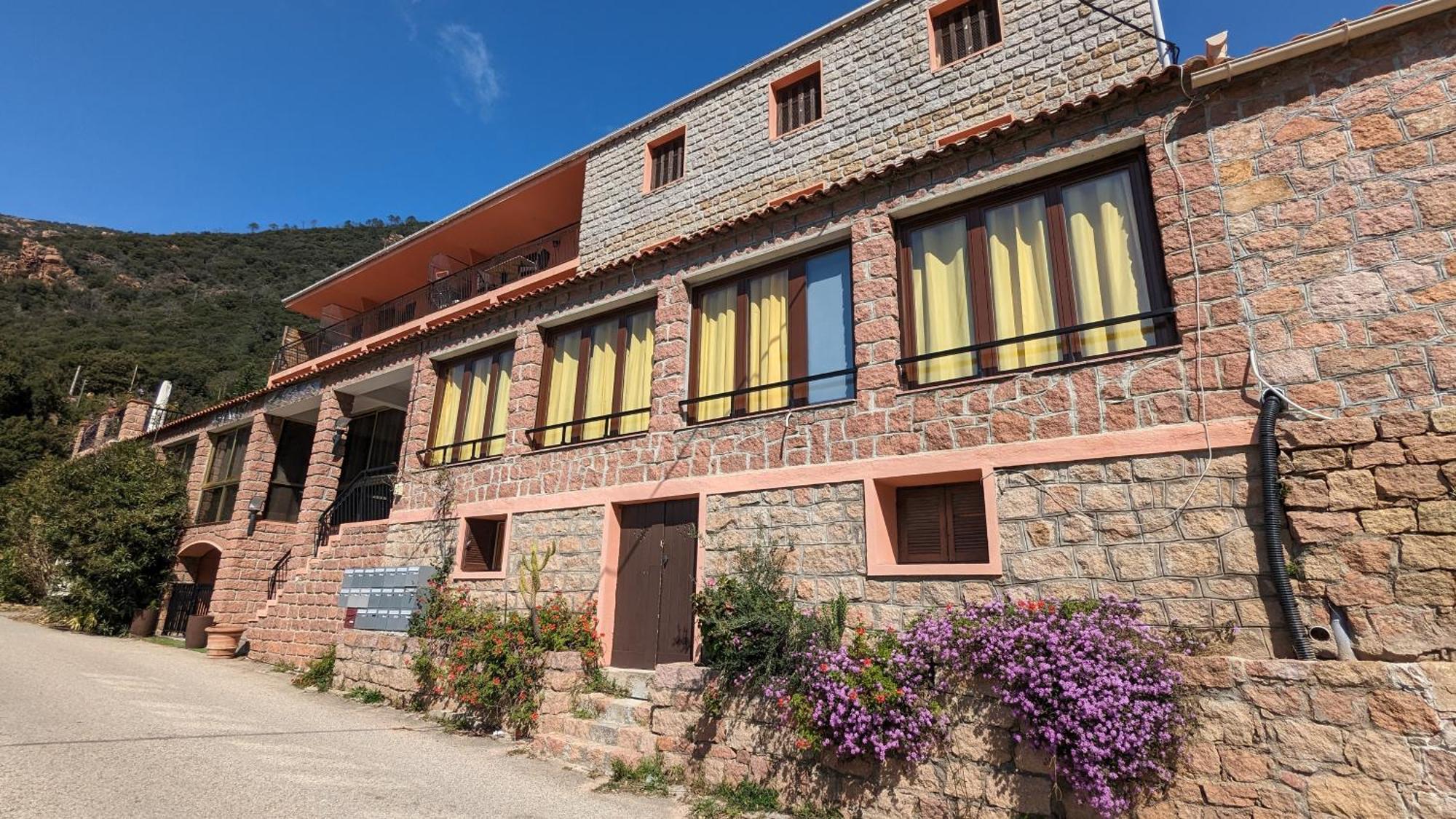 Le Porto T3 55M2 Vue Mer Immeuble Traditionnel En Pierre De Taille Avec Prestations Exceptionnelles Barbecue Ordinateur Videosurveillance Terrasse Panoramique Exterior photo
